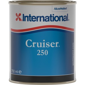 International Cruiser 250 Red 750 ml